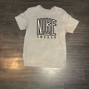 Mens Nike Tee